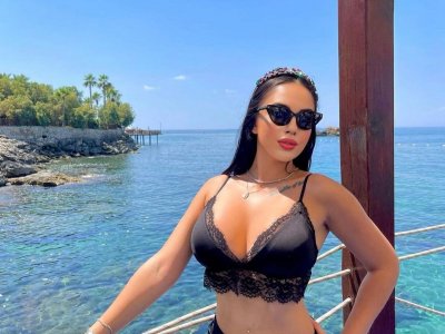 Van Masöz Bayan Escort